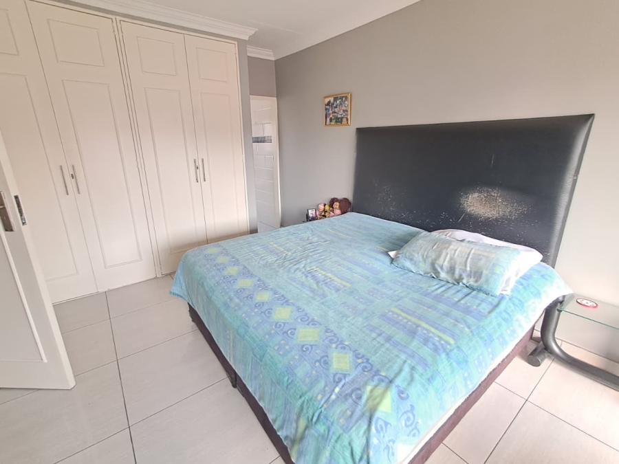 3 Bedroom Property for Sale in Brackenhurst Gauteng