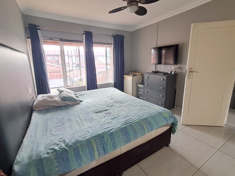3 Bedroom Property for Sale in Brackenhurst Gauteng
