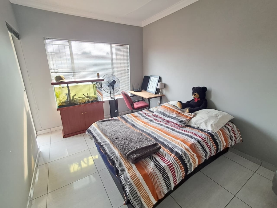 3 Bedroom Property for Sale in Brackenhurst Gauteng