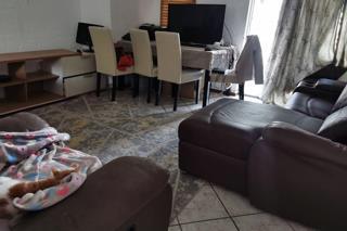 2 Bedroom Property for Sale in Mulbarton Gauteng