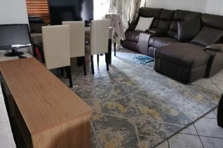 2 Bedroom Property for Sale in Mulbarton Gauteng