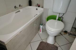 2 Bedroom Property for Sale in Mulbarton Gauteng
