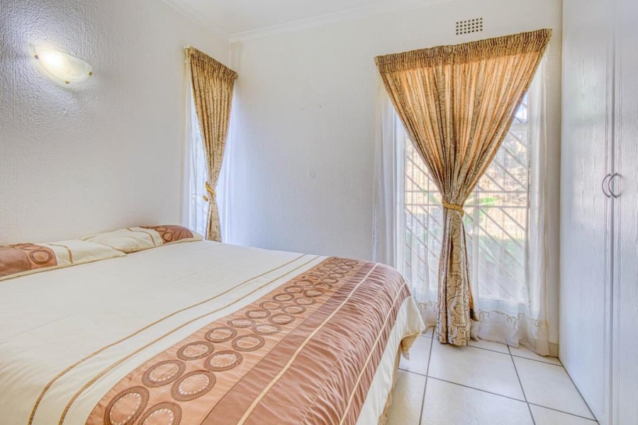 3 Bedroom Property for Sale in Glenvista Gauteng