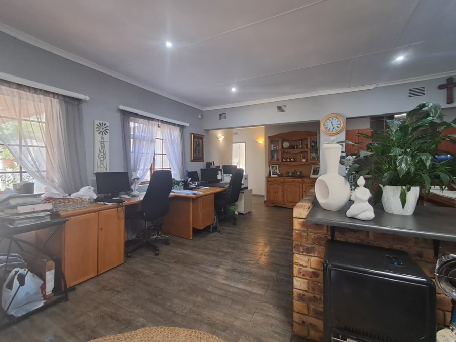 3 Bedroom Property for Sale in Mayberry Park Gauteng