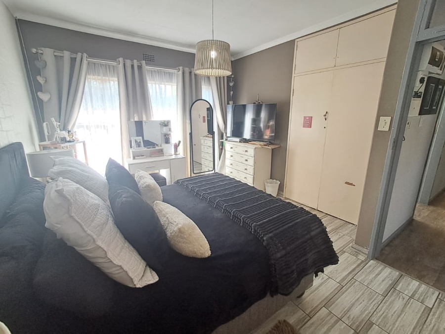 3 Bedroom Property for Sale in Mayberry Park Gauteng