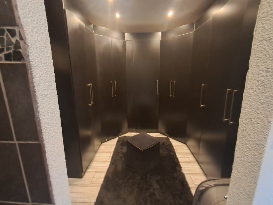 3 Bedroom Property for Sale in Mayberry Park Gauteng