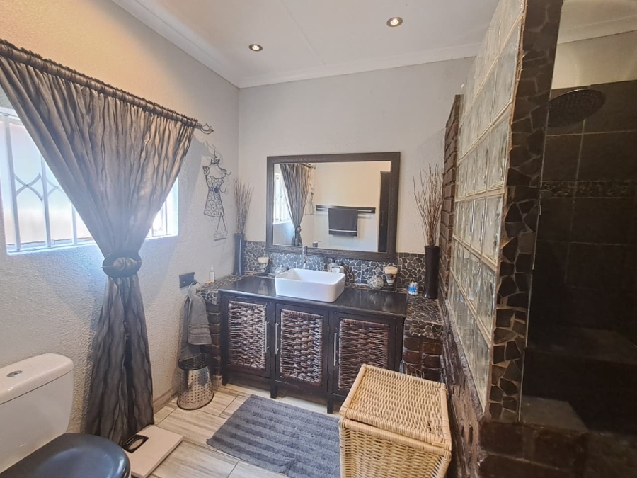 3 Bedroom Property for Sale in Mayberry Park Gauteng