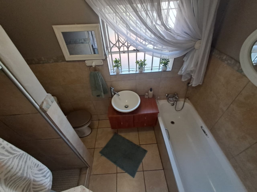 3 Bedroom Property for Sale in Mayberry Park Gauteng