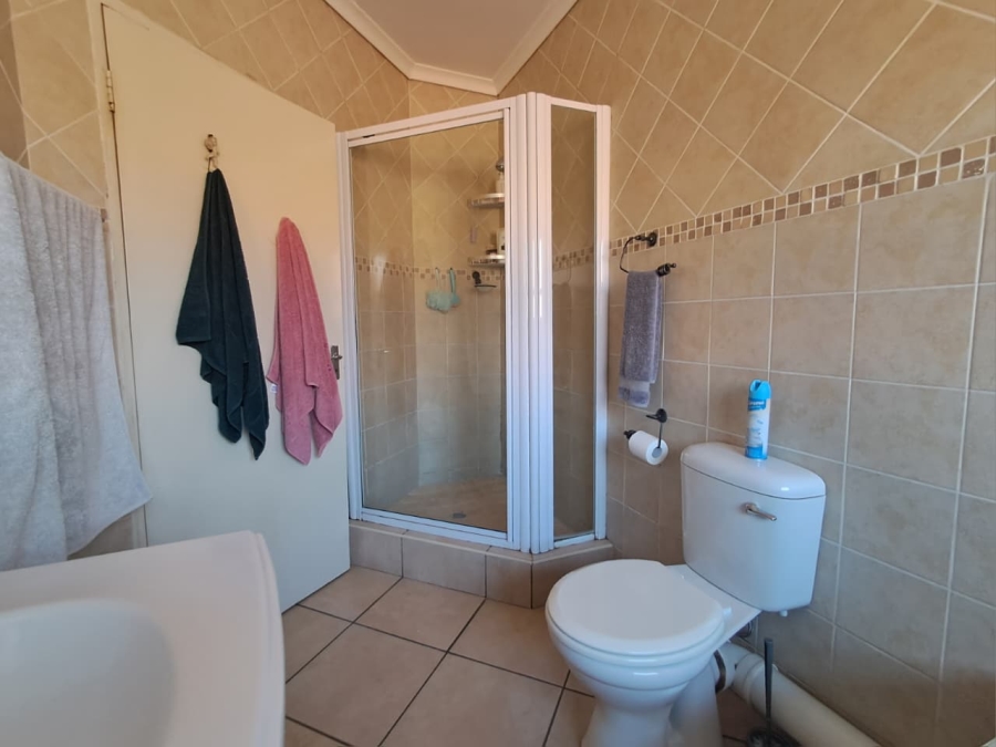 2 Bedroom Property for Sale in General Albertspark Gauteng