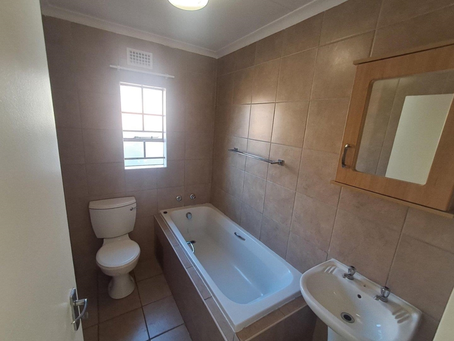 3 Bedroom Property for Sale in Thatch Hill Estate Gauteng