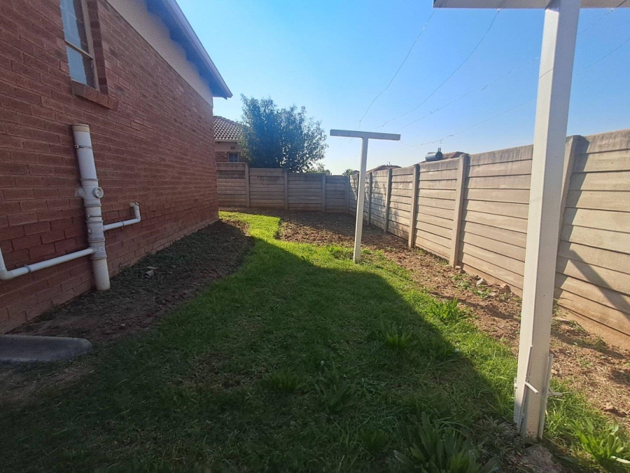 3 Bedroom Property for Sale in Thatch Hill Estate Gauteng