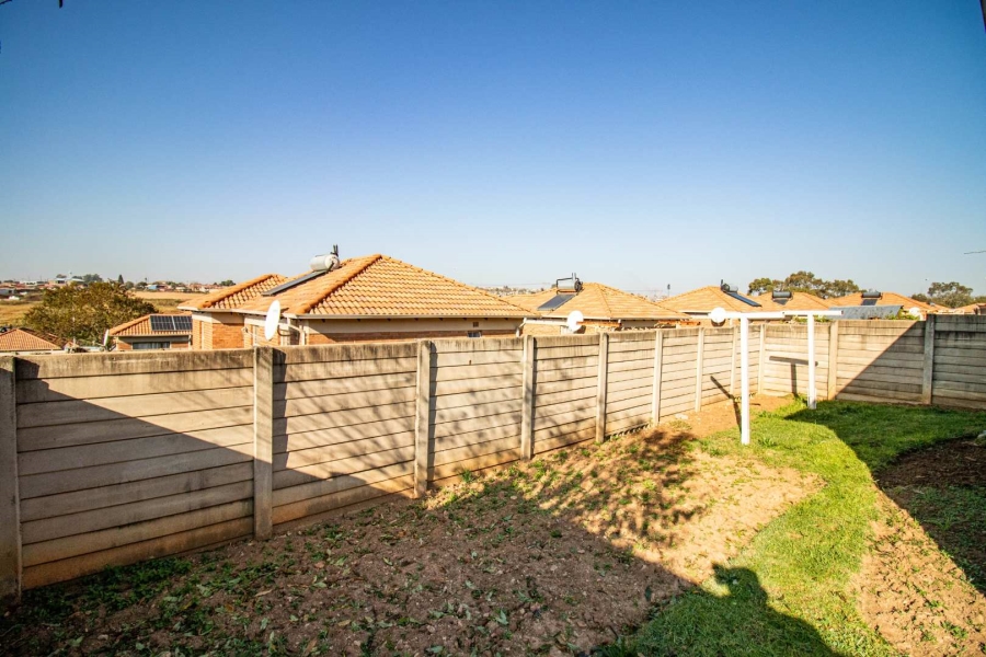 3 Bedroom Property for Sale in Thatch Hill Estate Gauteng