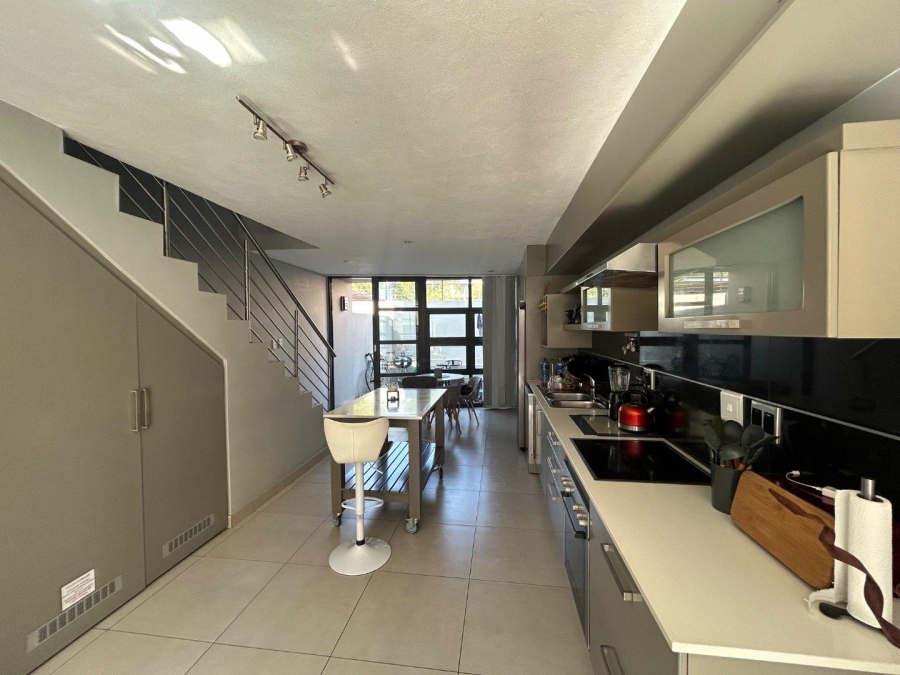 To Let 2 Bedroom Property for Rent in Die Wilgers Gauteng