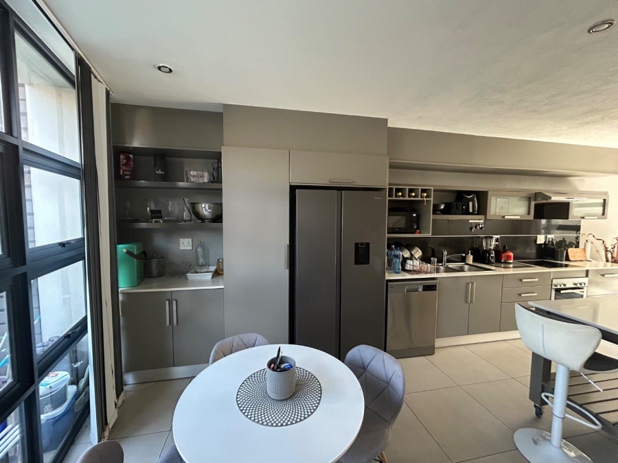To Let 2 Bedroom Property for Rent in Die Wilgers Gauteng