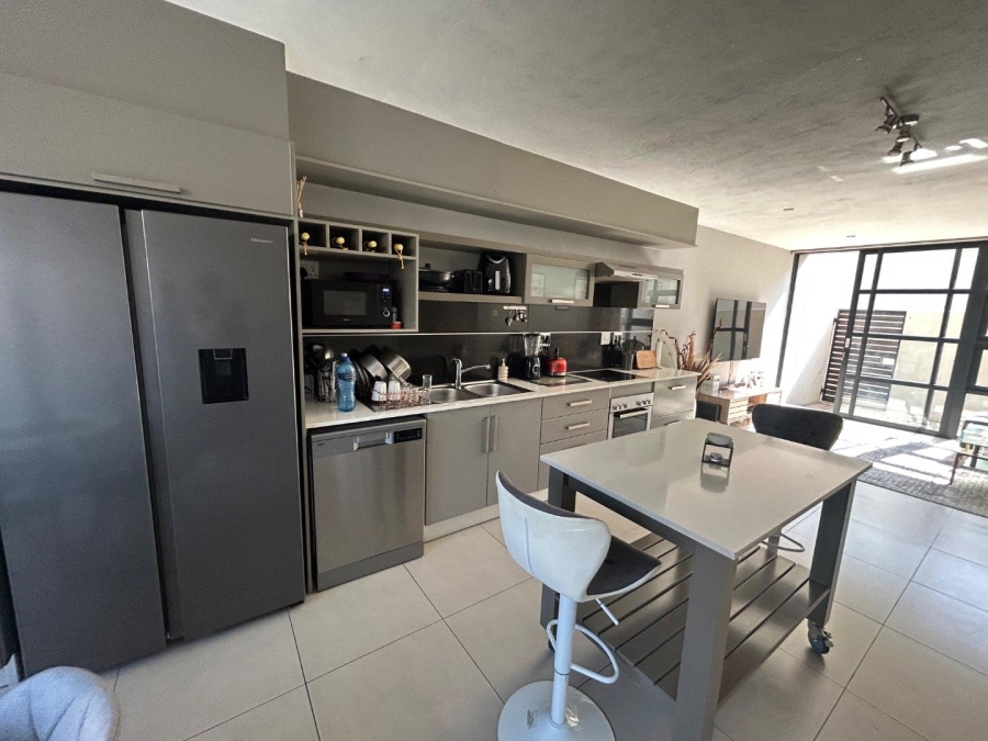 To Let 2 Bedroom Property for Rent in Die Wilgers Gauteng