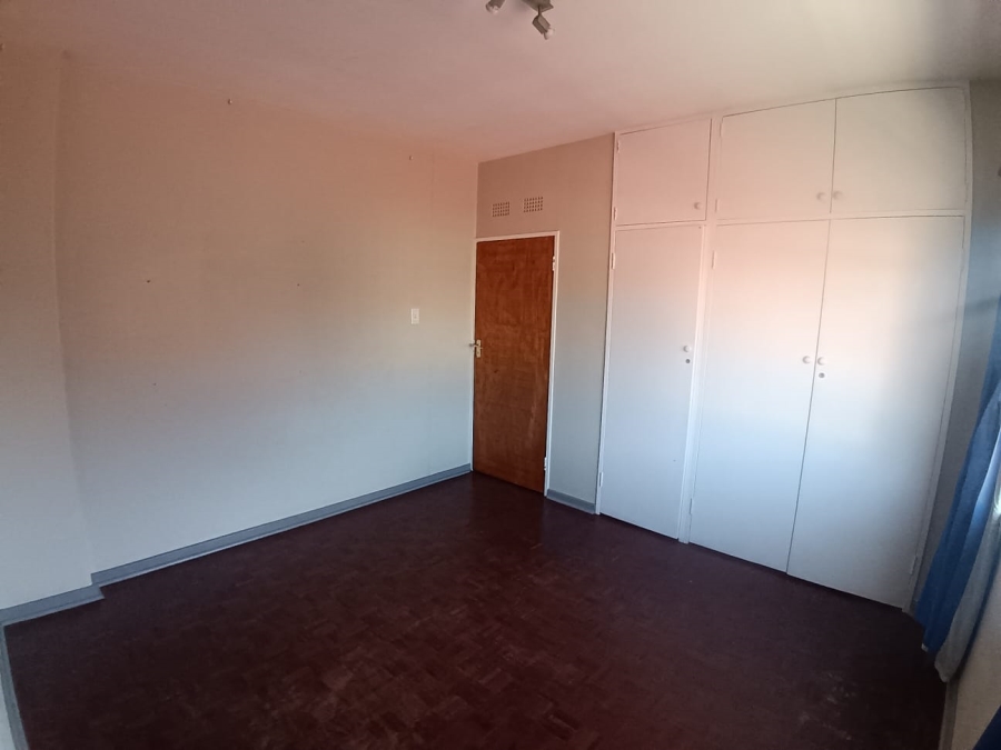 3 Bedroom Property for Sale in Denlee Gauteng