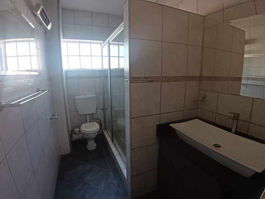 3 Bedroom Property for Sale in Denlee Gauteng