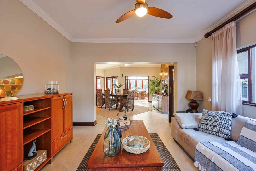5 Bedroom Property for Sale in Silver Lakes Golf Estate Gauteng