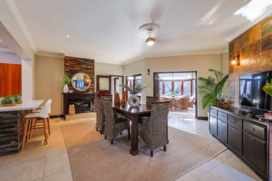 5 Bedroom Property for Sale in Silver Lakes Golf Estate Gauteng