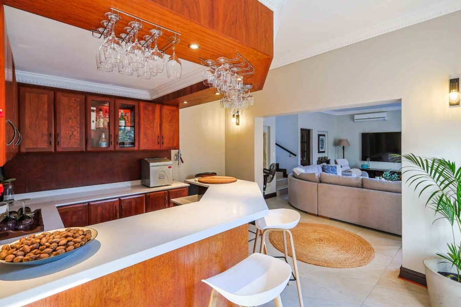 5 Bedroom Property for Sale in Silver Lakes Golf Estate Gauteng