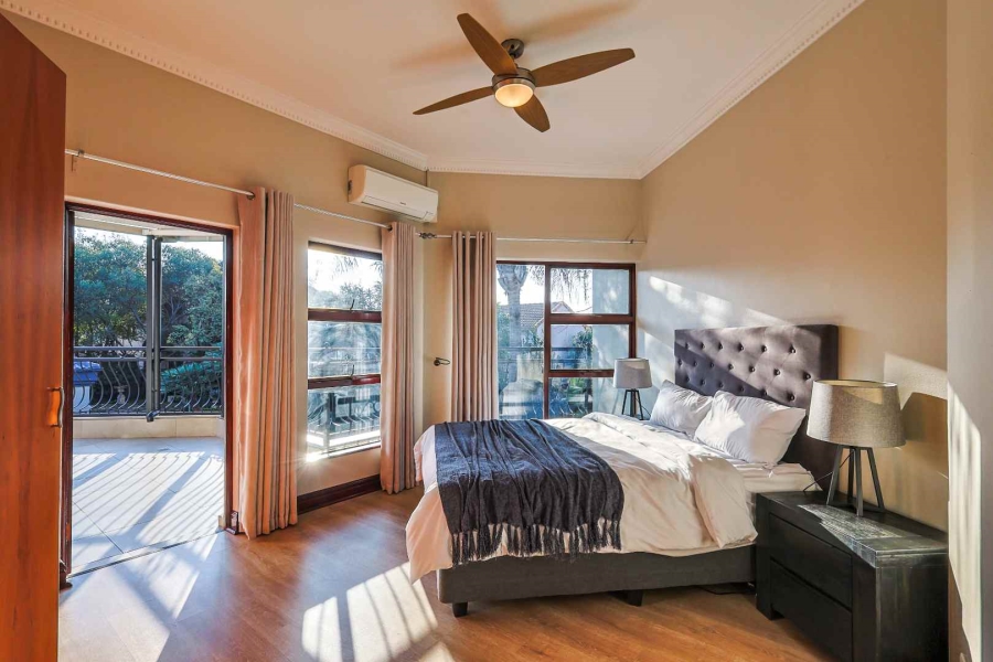 5 Bedroom Property for Sale in Silver Lakes Golf Estate Gauteng