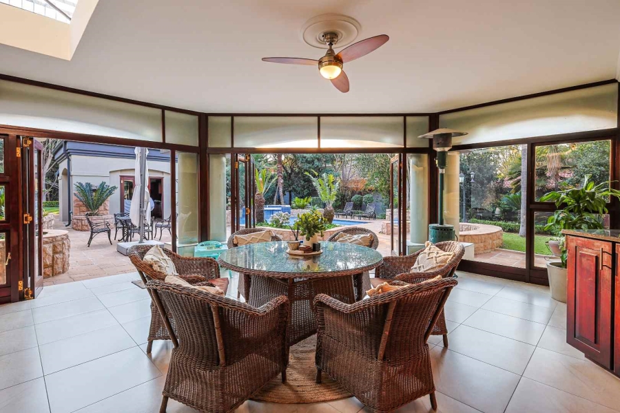 5 Bedroom Property for Sale in Silver Lakes Golf Estate Gauteng