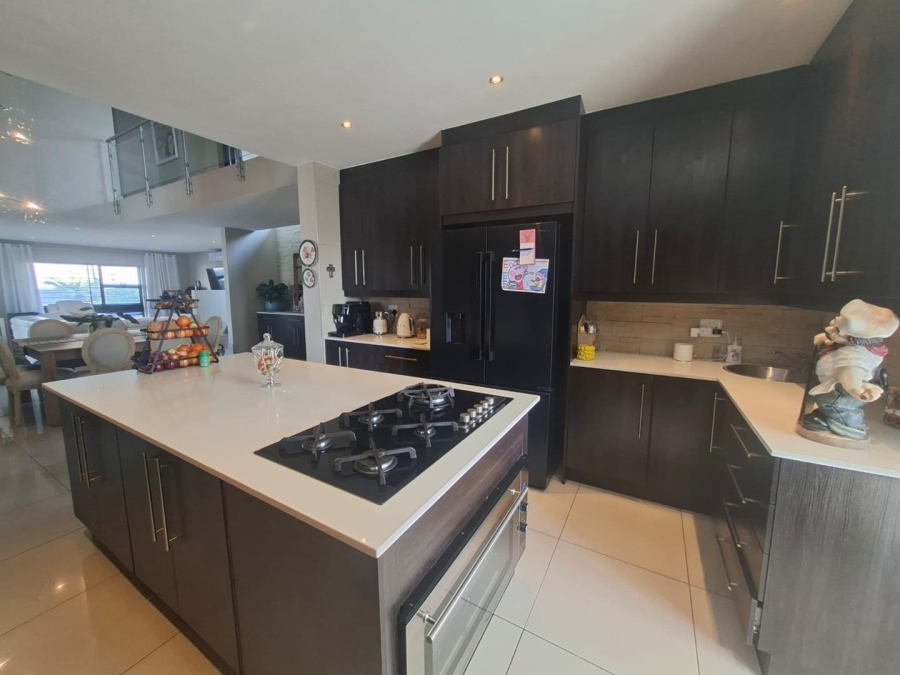 To Let 4 Bedroom Property for Rent in Pinehaven Gauteng