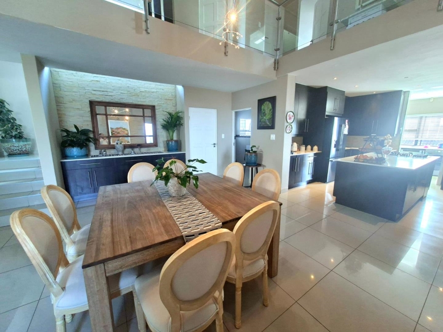 To Let 4 Bedroom Property for Rent in Pinehaven Gauteng