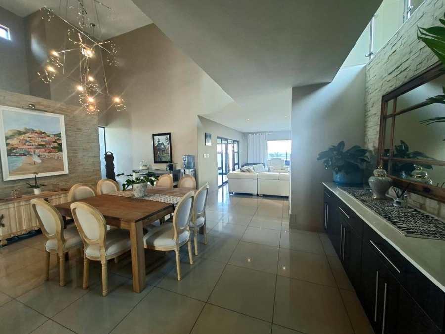 To Let 4 Bedroom Property for Rent in Pinehaven Gauteng