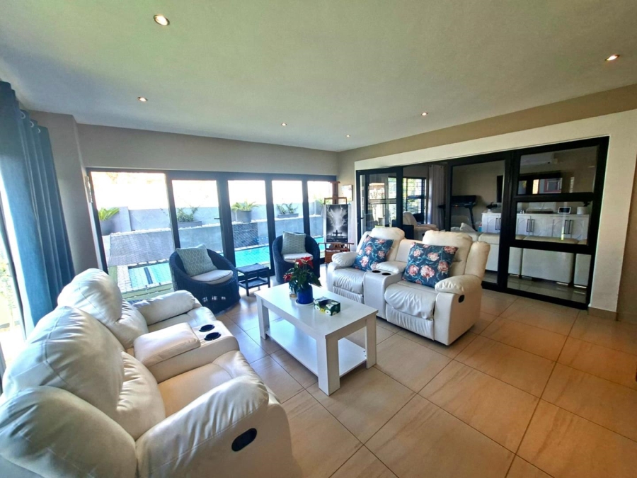 To Let 4 Bedroom Property for Rent in Pinehaven Gauteng