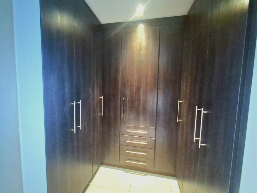 To Let 4 Bedroom Property for Rent in Pinehaven Gauteng