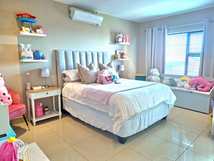 To Let 4 Bedroom Property for Rent in Pinehaven Gauteng