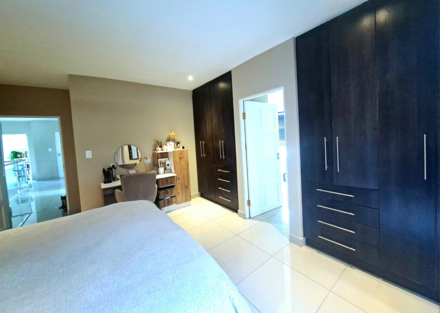 To Let 4 Bedroom Property for Rent in Pinehaven Gauteng