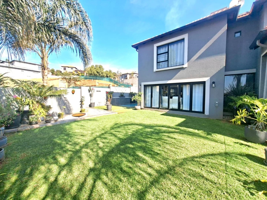 To Let 4 Bedroom Property for Rent in Pinehaven Gauteng