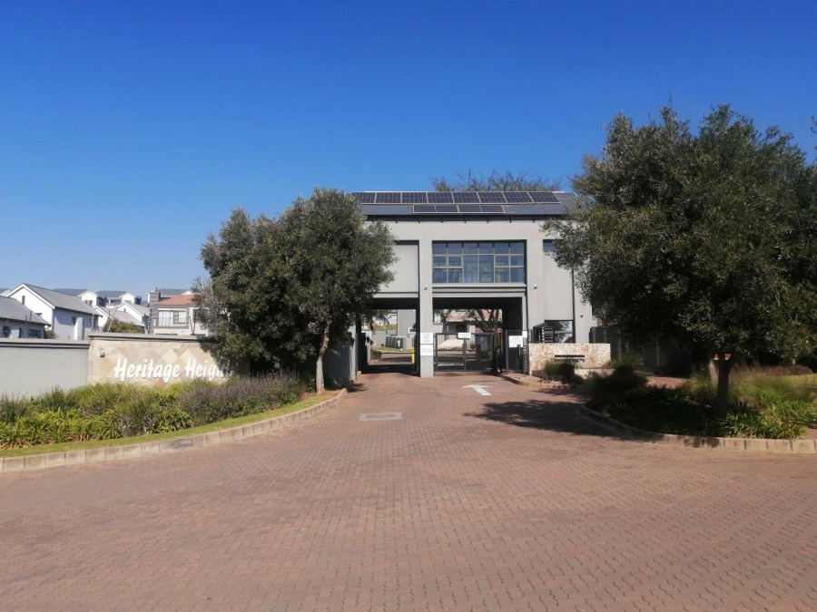 To Let 4 Bedroom Property for Rent in Pinehaven Gauteng