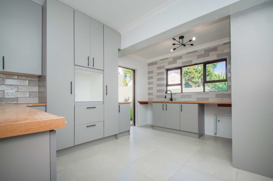 4 Bedroom Property for Sale in North Riding Gauteng