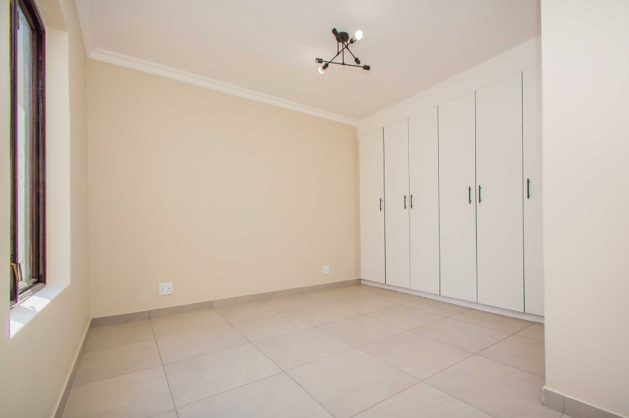 4 Bedroom Property for Sale in North Riding Gauteng