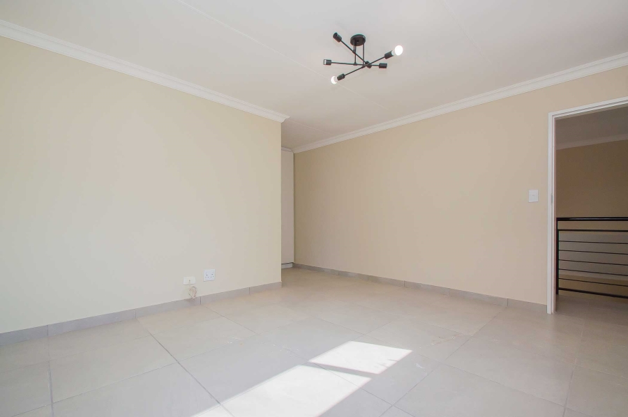 4 Bedroom Property for Sale in North Riding Gauteng