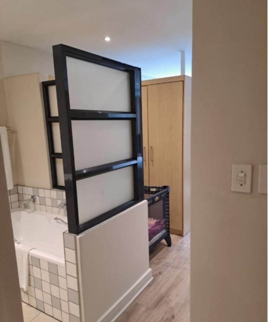 To Let 2 Bedroom Property for Rent in Morningside Gauteng