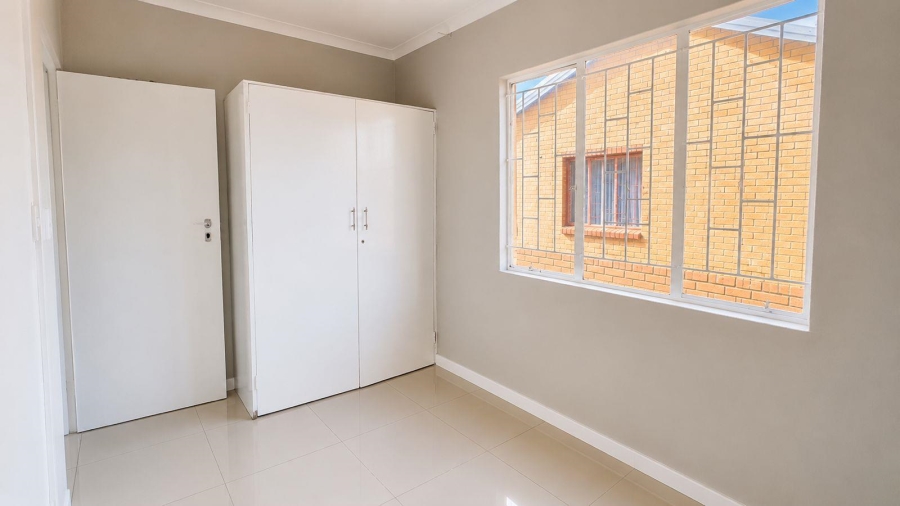 2 Bedroom Property for Sale in Soshanguve WW Gauteng