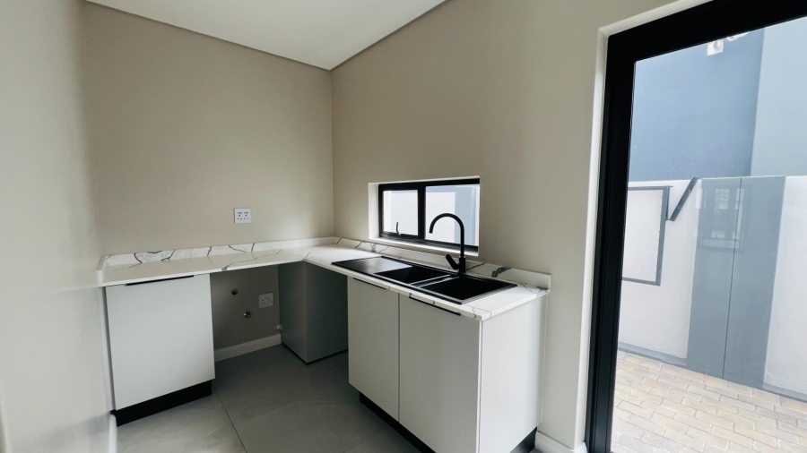 4 Bedroom Property for Sale in Fountainbrook Estate Gauteng