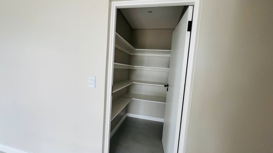 4 Bedroom Property for Sale in Fountainbrook Estate Gauteng