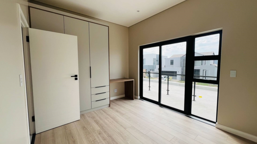 4 Bedroom Property for Sale in Fountainbrook Estate Gauteng