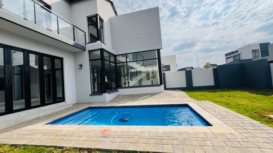 4 Bedroom Property for Sale in Fountainbrook Estate Gauteng