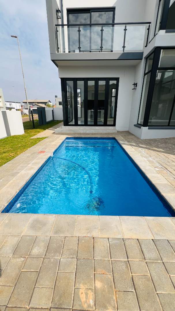 4 Bedroom Property for Sale in Fountainbrook Estate Gauteng