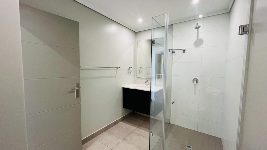 To Let 3 Bedroom Property for Rent in Midfield Estate Gauteng