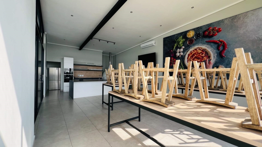 To Let 3 Bedroom Property for Rent in Midfield Estate Gauteng
