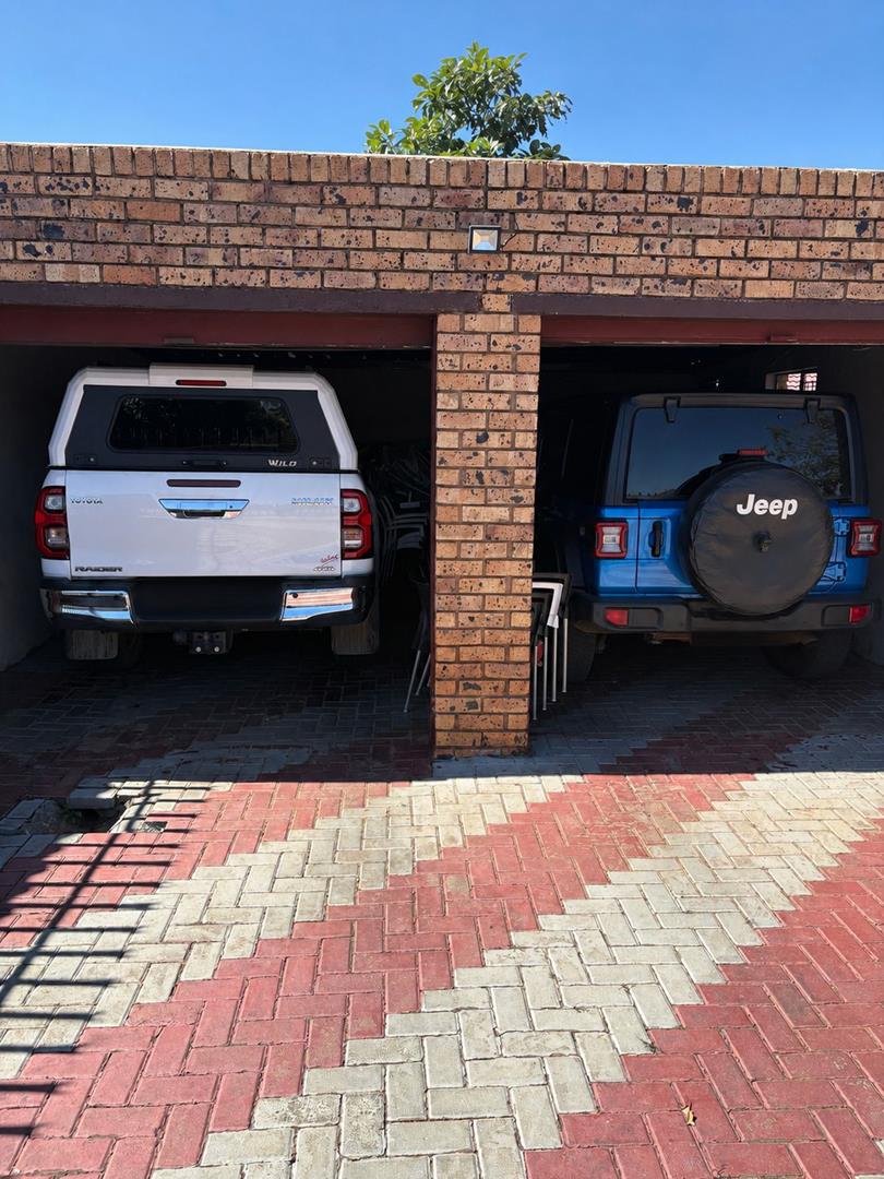 To Let 3 Bedroom Property for Rent in Karenpark Gauteng