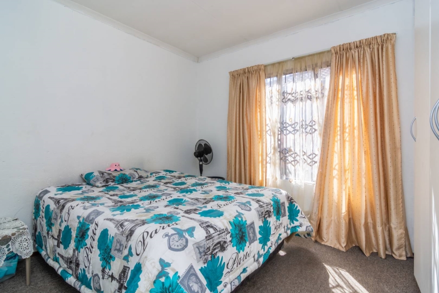 2 Bedroom Property for Sale in Groblerpark Gauteng