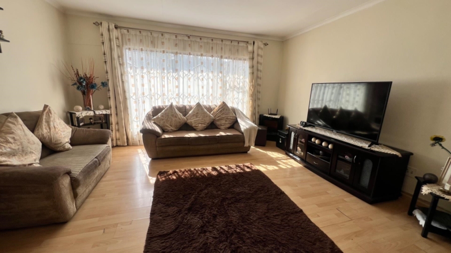 4 Bedroom Property for Sale in Ridgeway Gauteng
